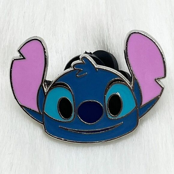 🔮‎ 5/$25 Disney Lilo And Stitch 🙂 Emoji Pin - Picture 1 of 3